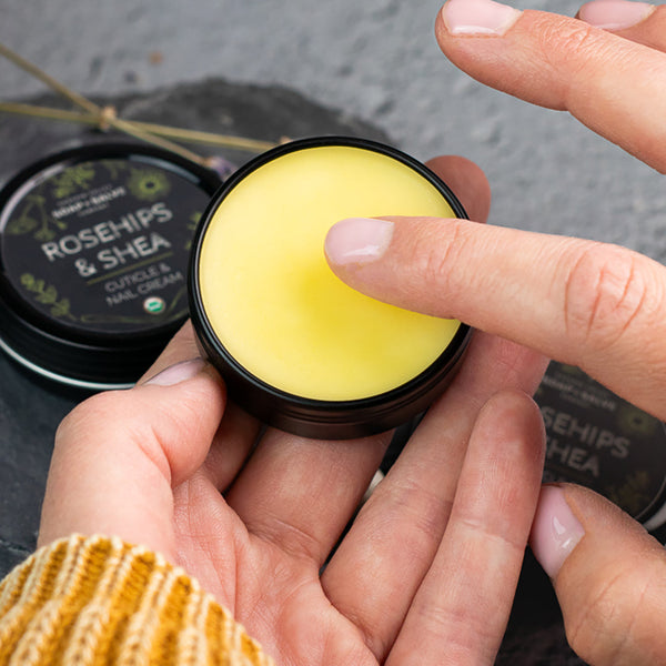 Natural Organic Products for Dry Hands and Feet